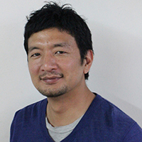 家成俊勝の写真