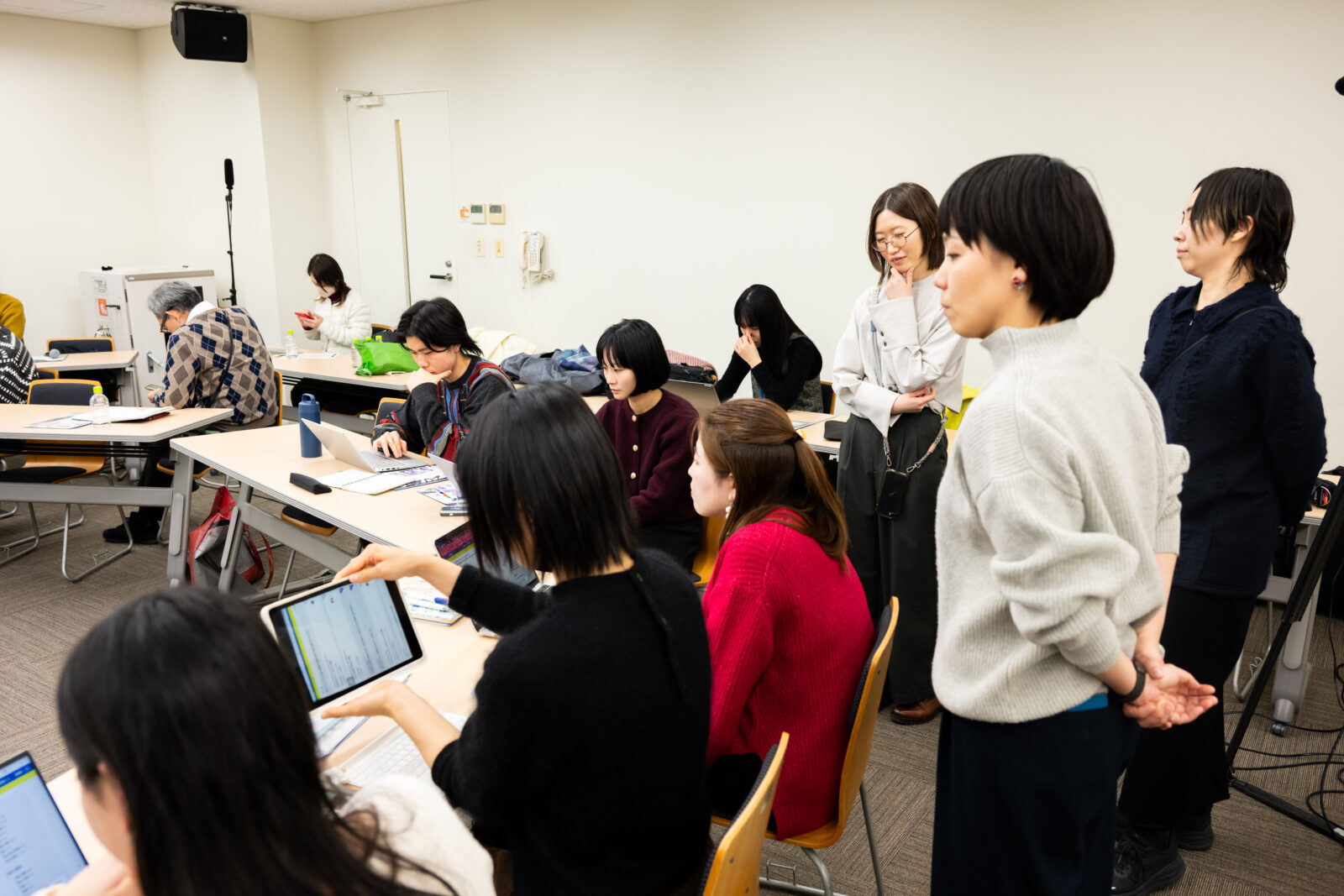 歴史を自分ごとに引き寄せる年表を作る｜「Tokyo Art Research Lab」年表検証ワークショップ（後編）の写真